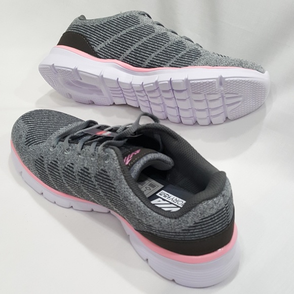 Avia Women's Avi-Rift Sneaker - Picture 5 of 6